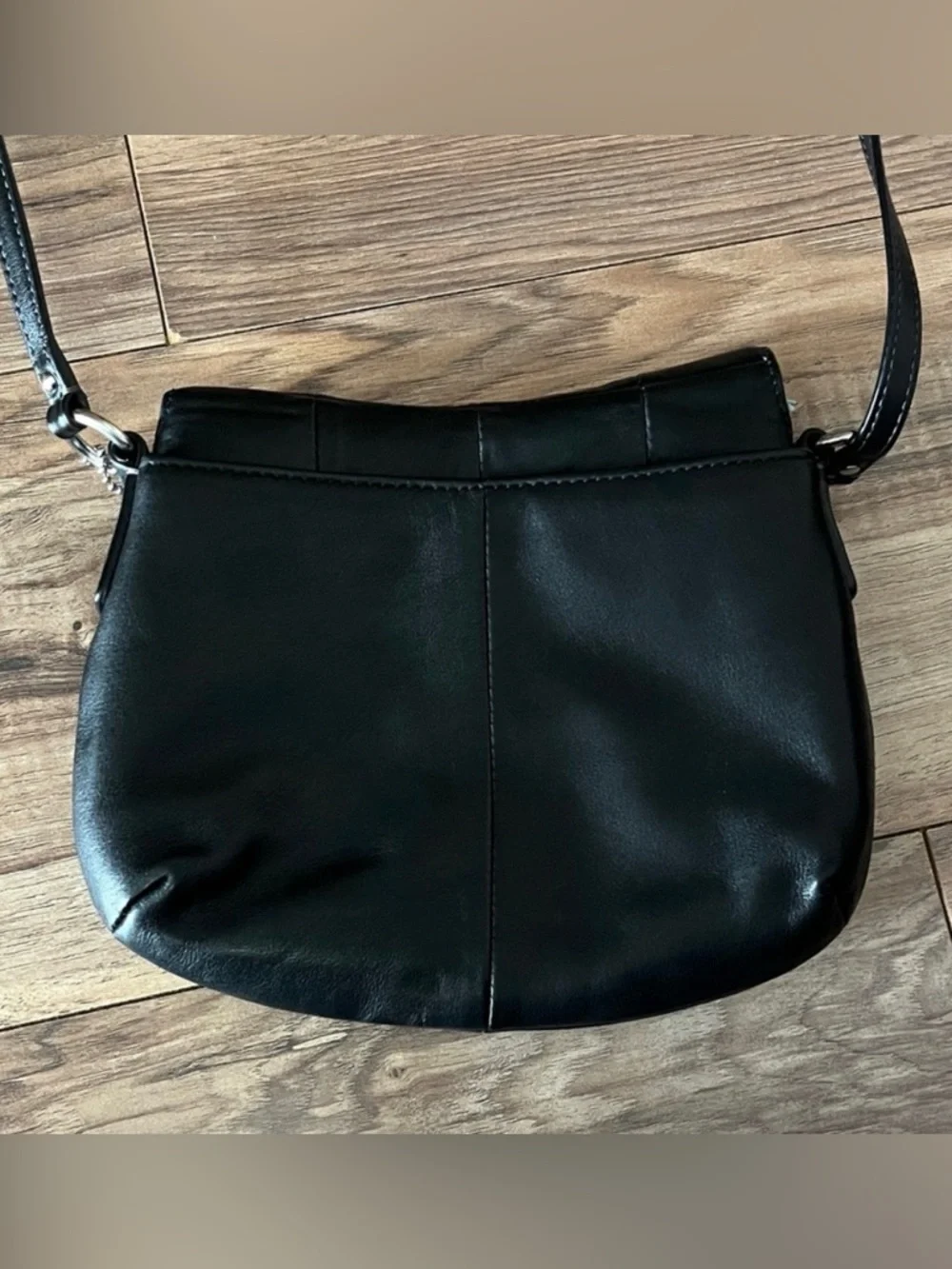 Coach Black Leather Crossbody Bag with Silver SoHo BIG Buckle Y2K